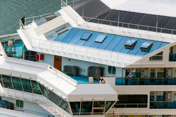 Quels sont les meilleurs conseils pour une randonnée dans le parc national de Fiordland, Nouvelle-Zélande : équipements et itinéraires ?